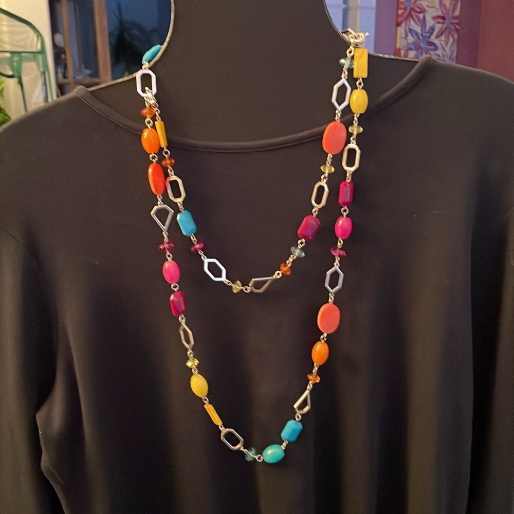 NWT TrueColors necklace that can be worn long, short, Doubled up, see photos